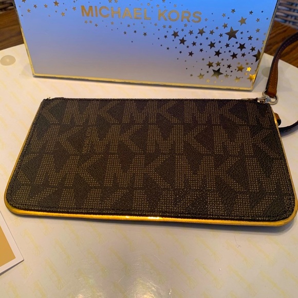 Michael Kors Specchio Jet Set Travel Wristlet NWT - Picture 7 of 11